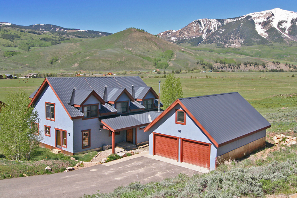 For sale 210 Huckeby Crested Butte South Home