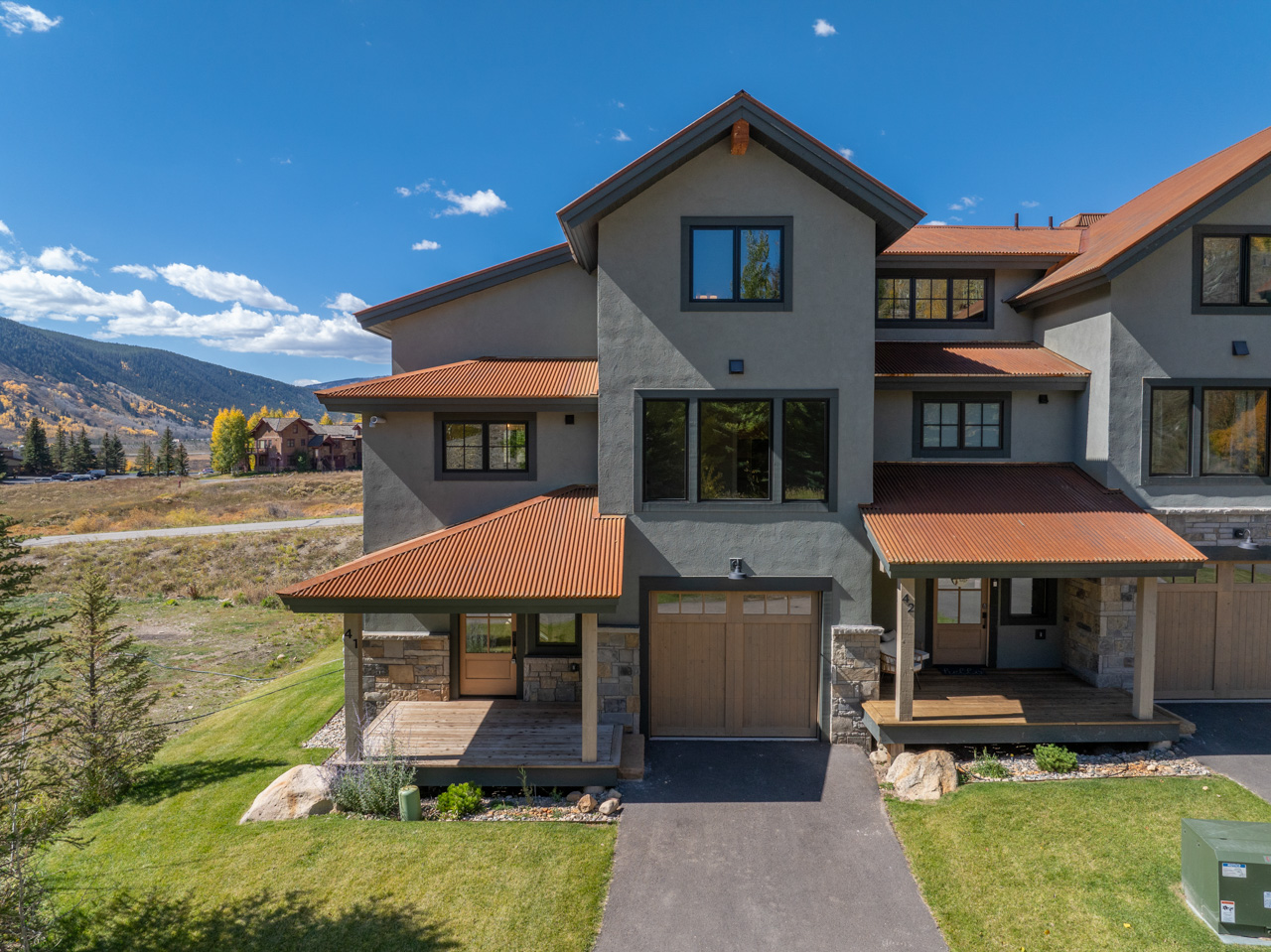 SOLD: 41 St. Andrews Circle at Skyland