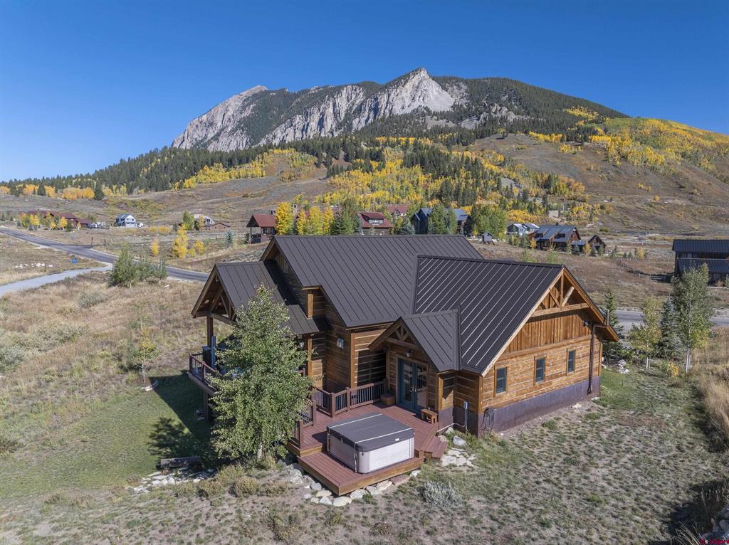 SOLD: 324 N Avion