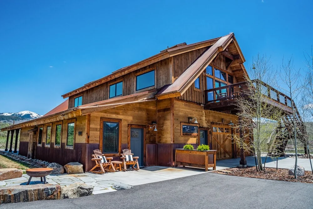 SOLD: 196 Lake Ridge Drive